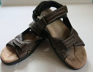 DOCKERS Outdoor Sport Sandal Size 12M Men Adjustable Gorpcore Summer Brown
